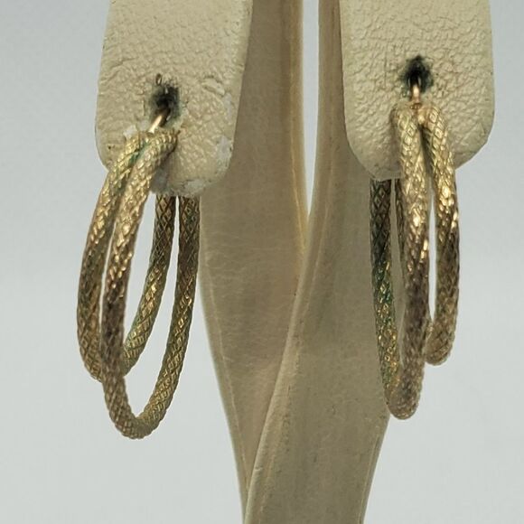 Vintage Jewelry - Vintage Gold Tone Double Hoop Earrings 